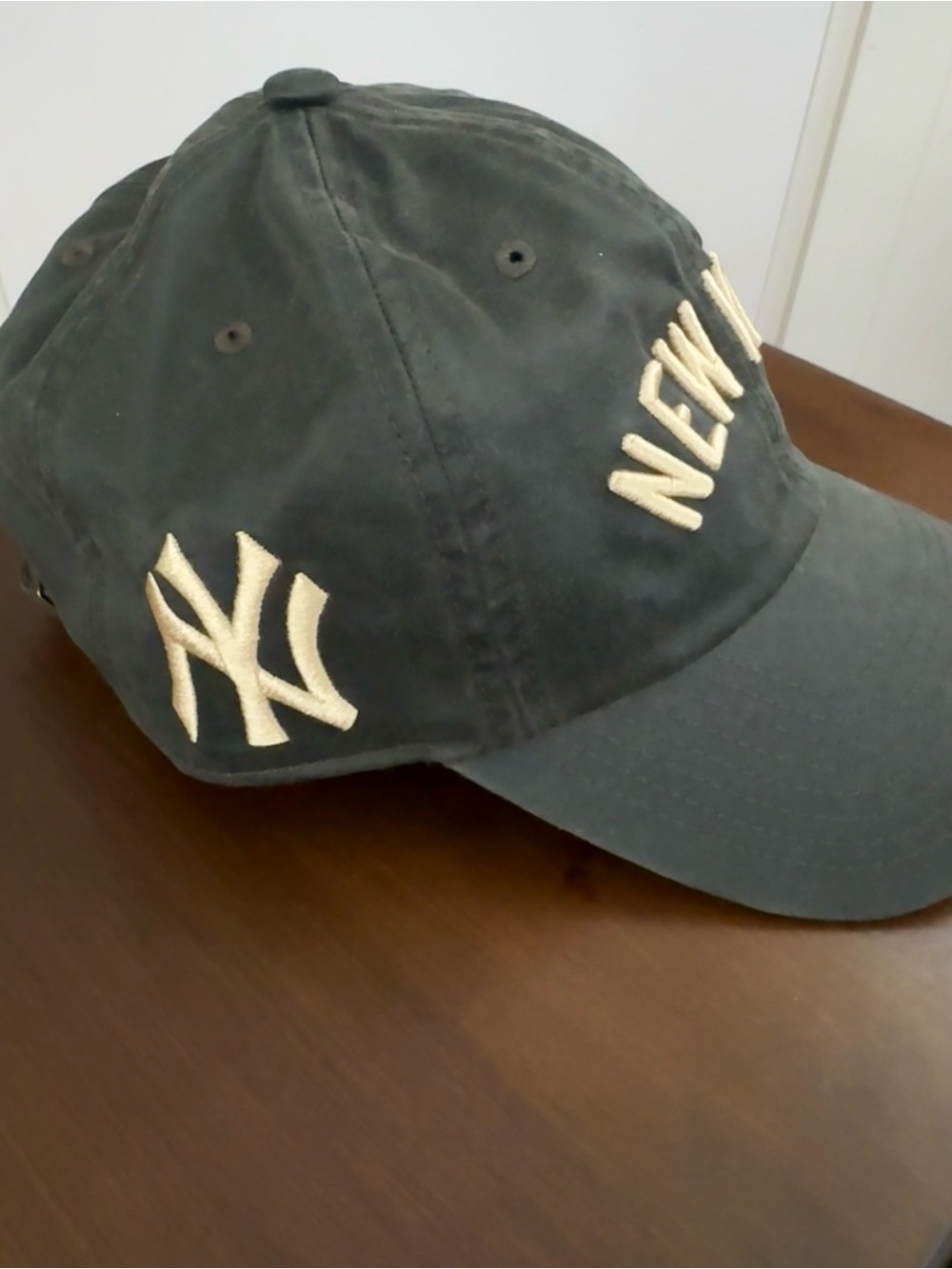 Mitchell & Ness MLB New York Yankees Dad Hat. - Picture 8 of 8